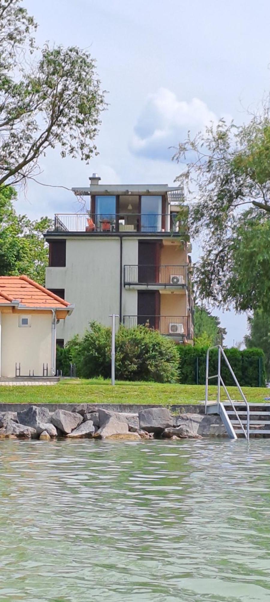 Panoramic Art Apartment With Jacuzzi Balatonlelle Buitenkant foto