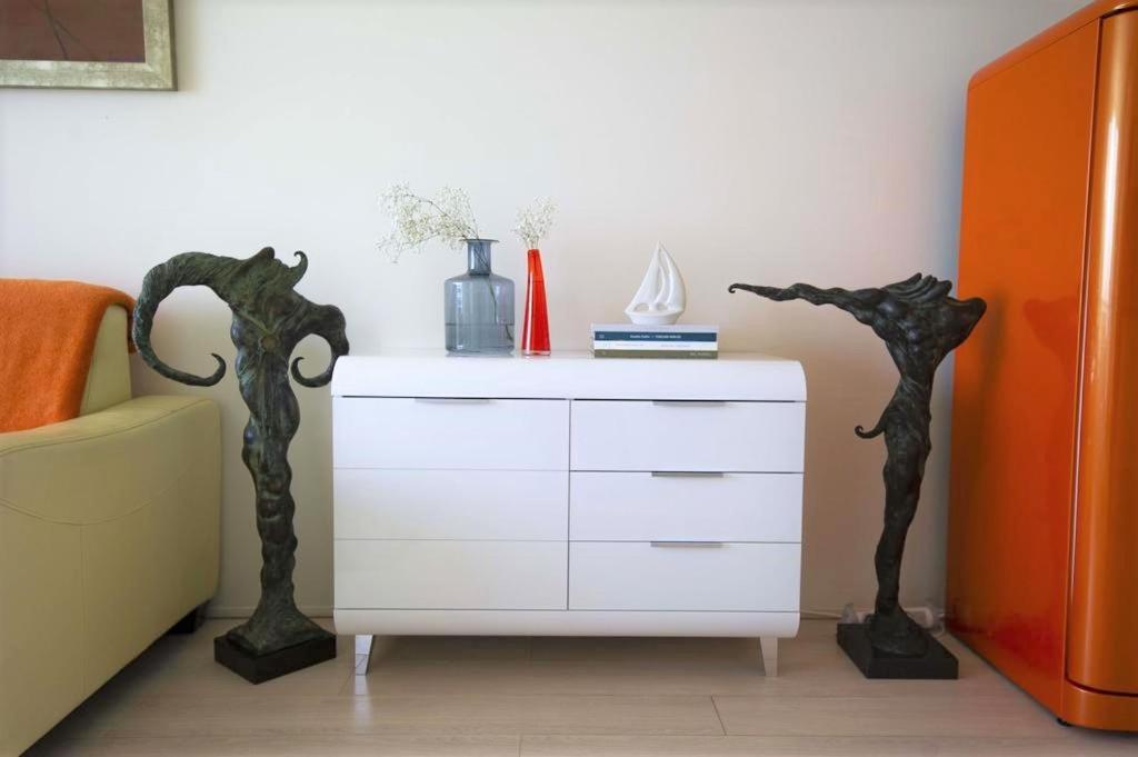 Panoramic Art Apartment With Jacuzzi Balatonlelle Buitenkant foto