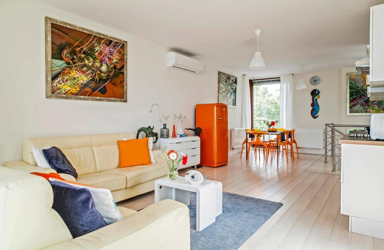 Panoramic Art Apartment With Jacuzzi Balatonlelle Buitenkant foto